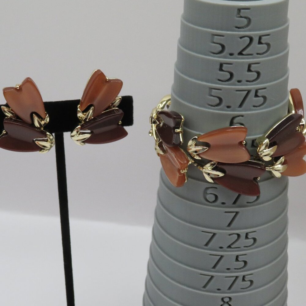 Vintage Lisner Thermoset Leaf Design Brown Gold Tone Bracelet and Earrings Set